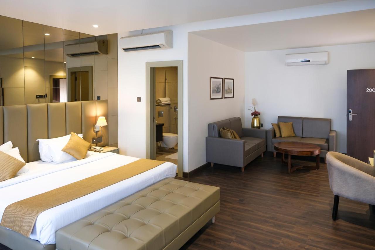 The Wallflower Hotel Kota  Kültér fotó