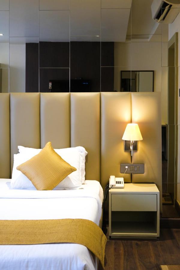 The Wallflower Hotel Kota  Kültér fotó